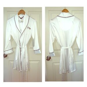 Kate Spade Mrs. Robe